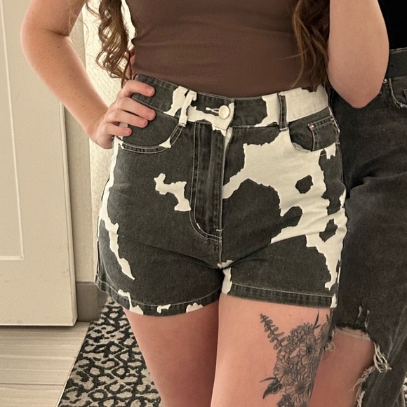 12th Tribe Cow print denim shorts - Picture 5 of 5